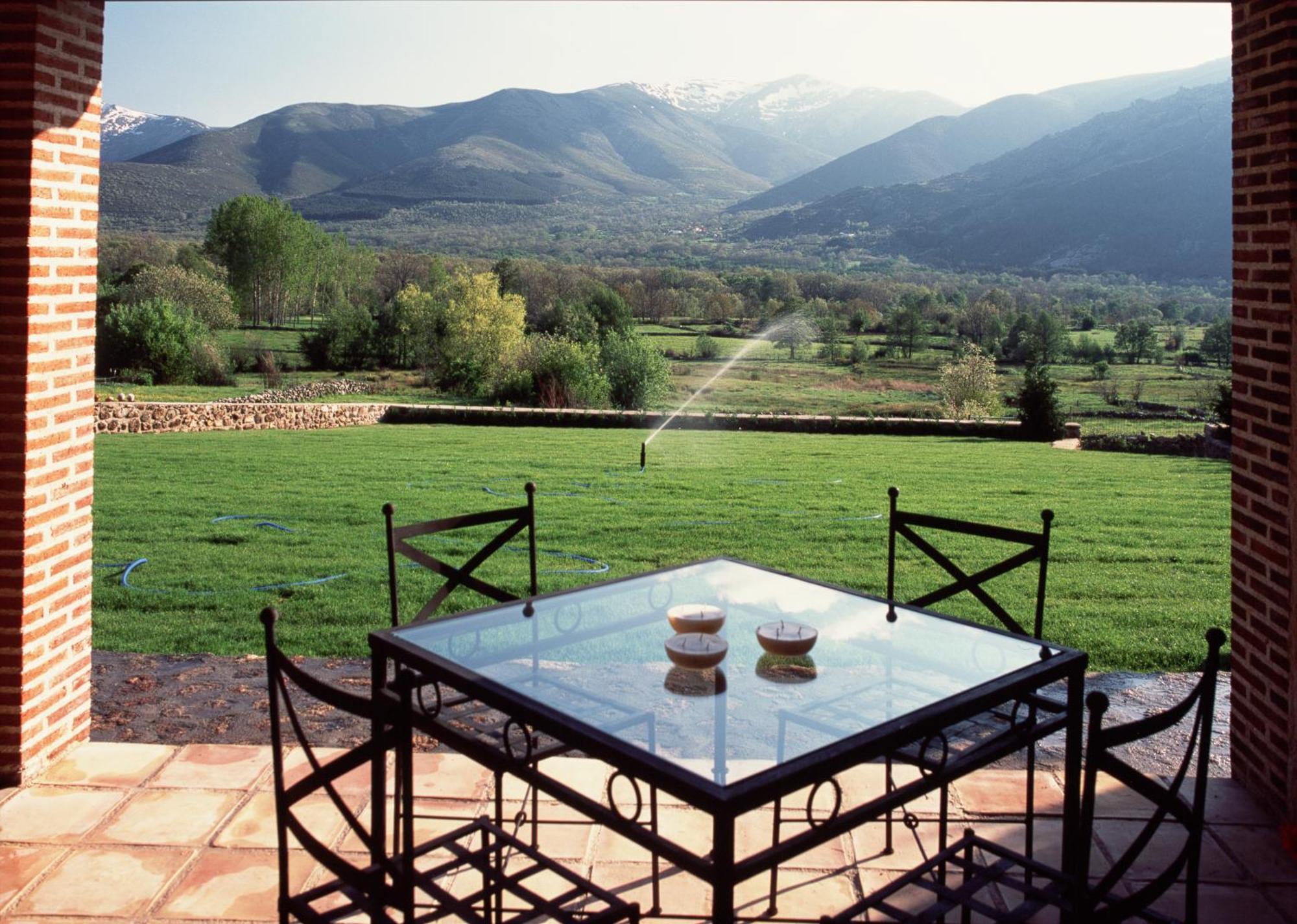 Remanso De Gredos Vendégház Navalonguilla Kültér fotó